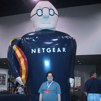 Comdex 2000: Mike with a huge inflatable ode to Netgear